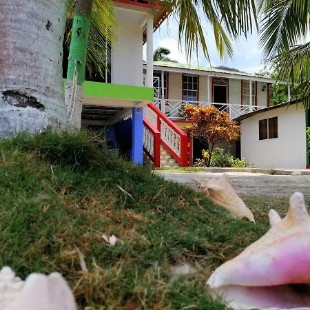 Отель Posada Valerie Archibolds Экстерьер фото