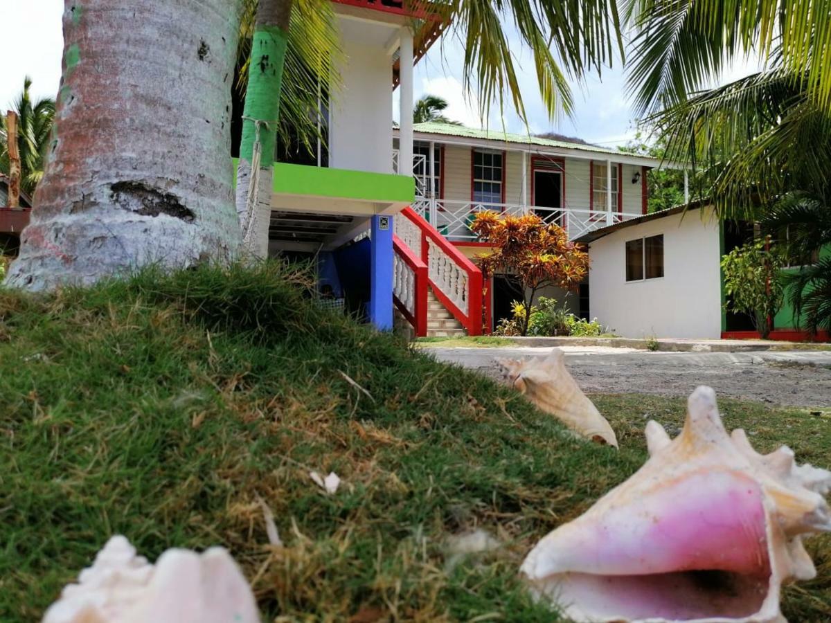 Отель Posada Valerie Archibolds Экстерьер фото